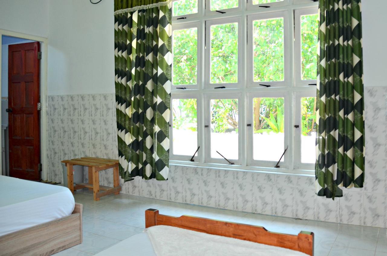 Ocean Vibes Guesthouse Huraa Exterior foto